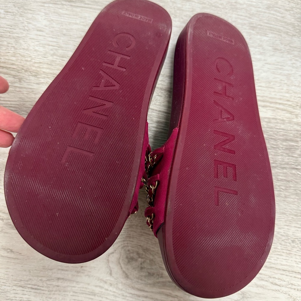 Chanel slides - Picture 5 of 10